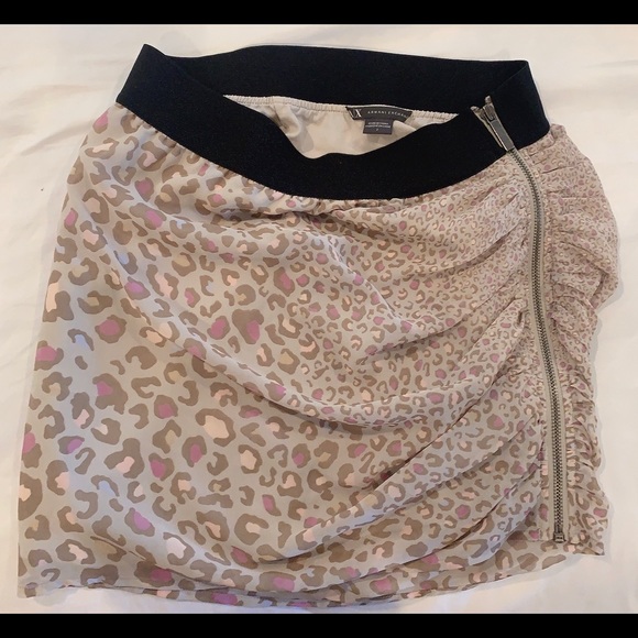 Skirt - Picture 1 of 3